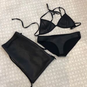 Black Triangl Bikini